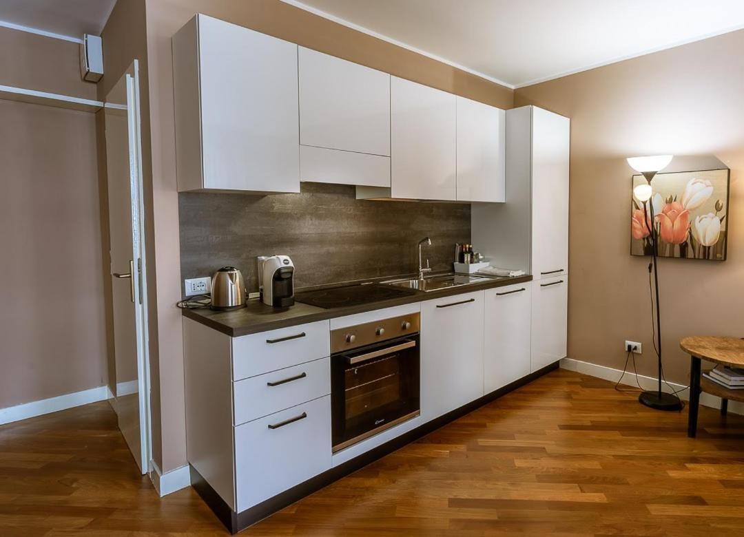 S. Trinita 18, Suites & Rooms Trento Exteriör bild