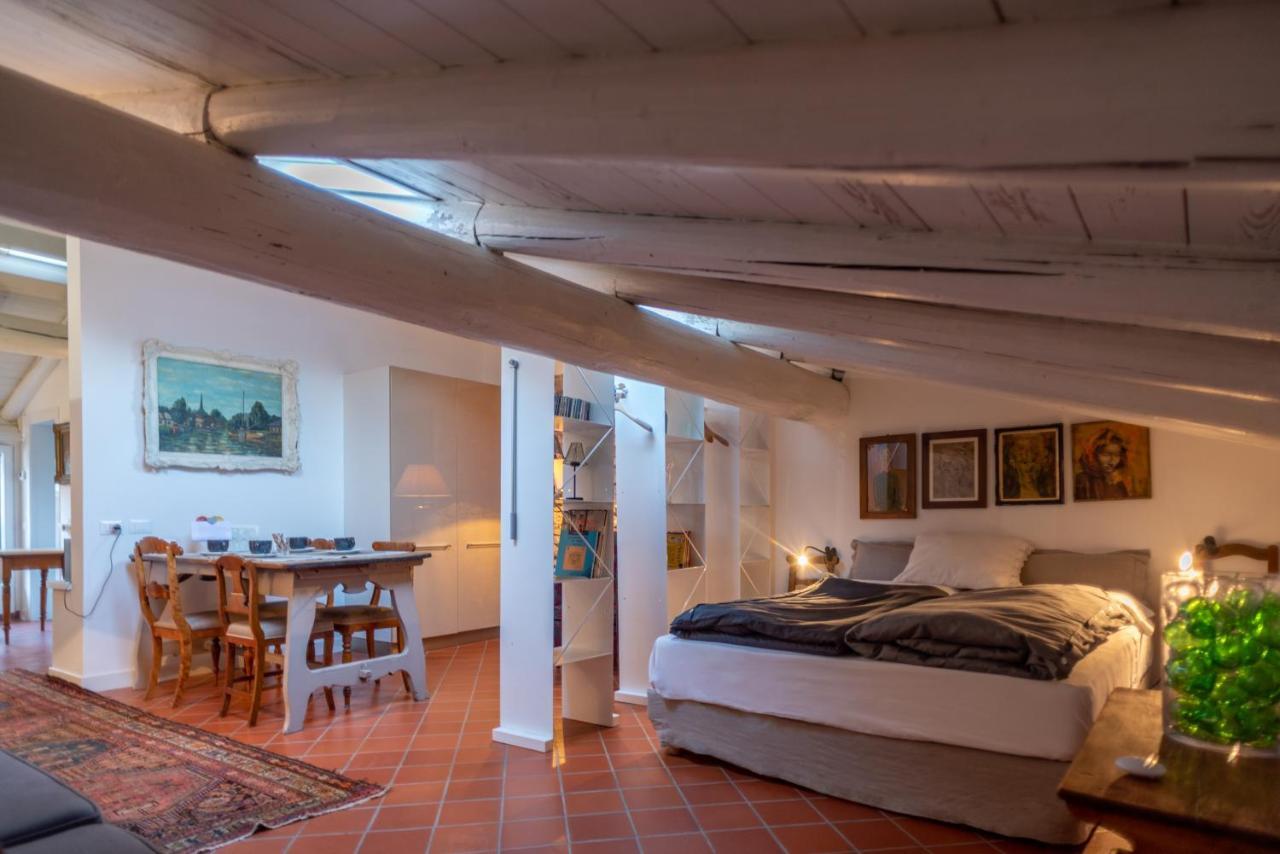 S. Trinita 18, Suites & Rooms Trento Exteriör bild