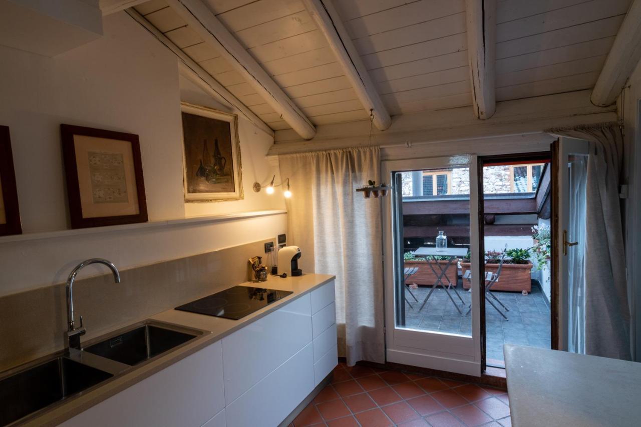 S. Trinita 18, Suites & Rooms Trento Exteriör bild